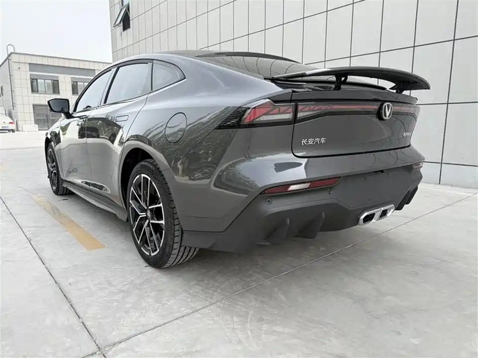 Changan UNI-V Smart iDD