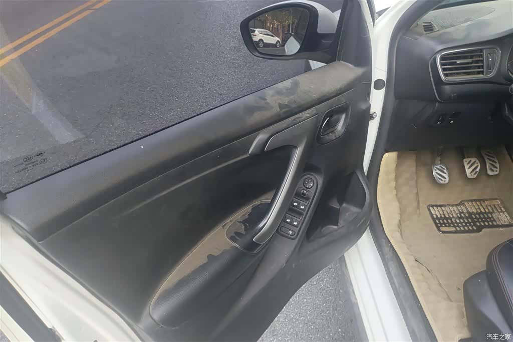 Citroen C3-XR, 2016 7