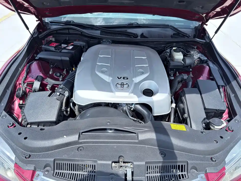 Toyota Reiz