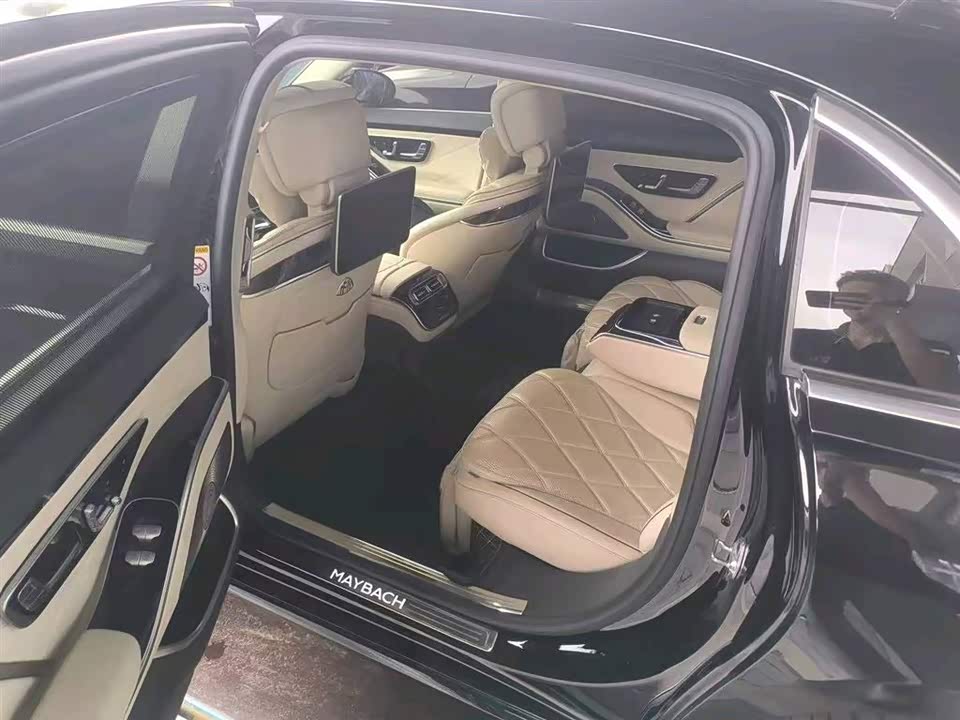 Mercedes-Benz Maybach S-class