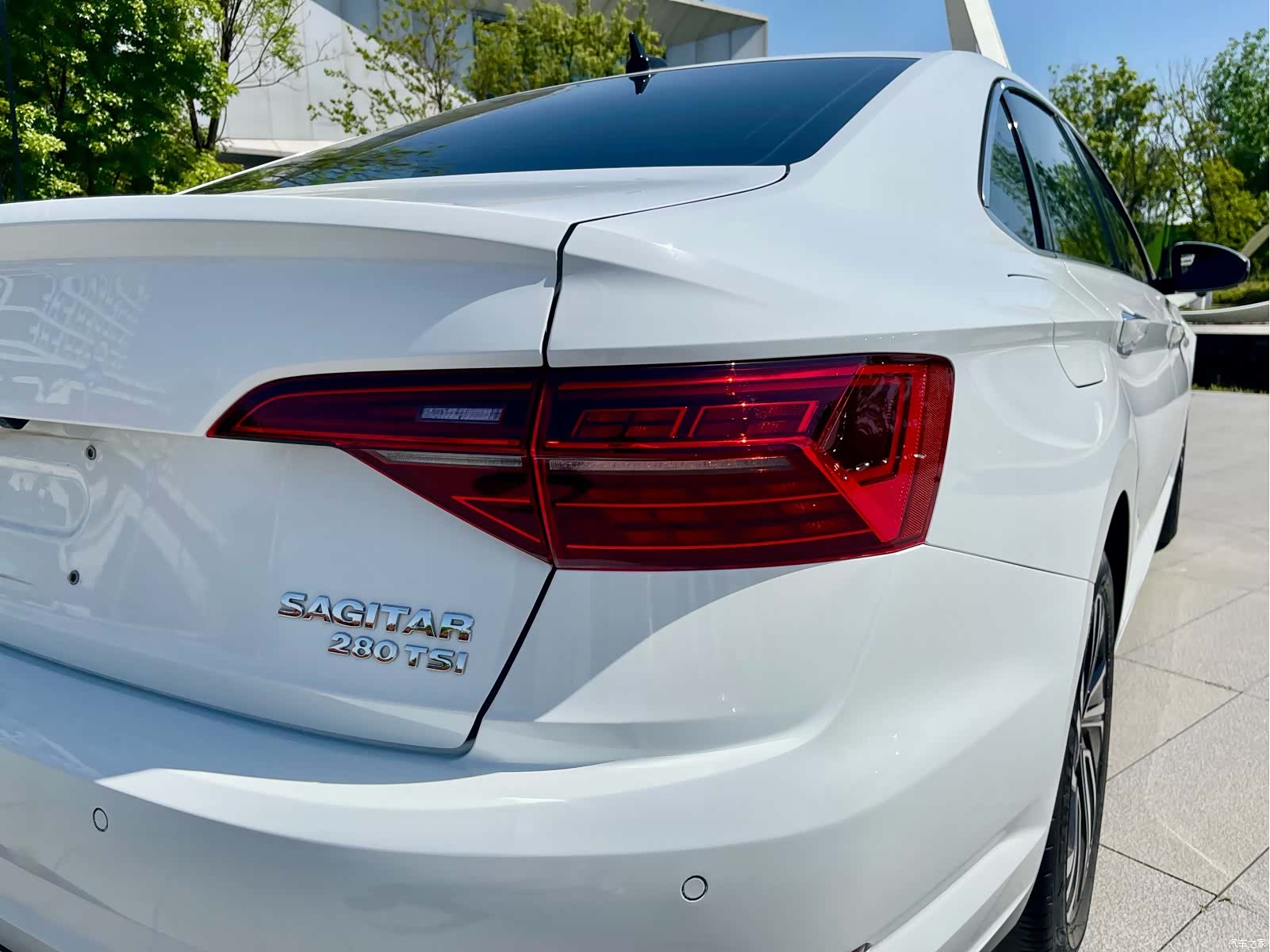 Volkswagen Sagitar, 2022 20