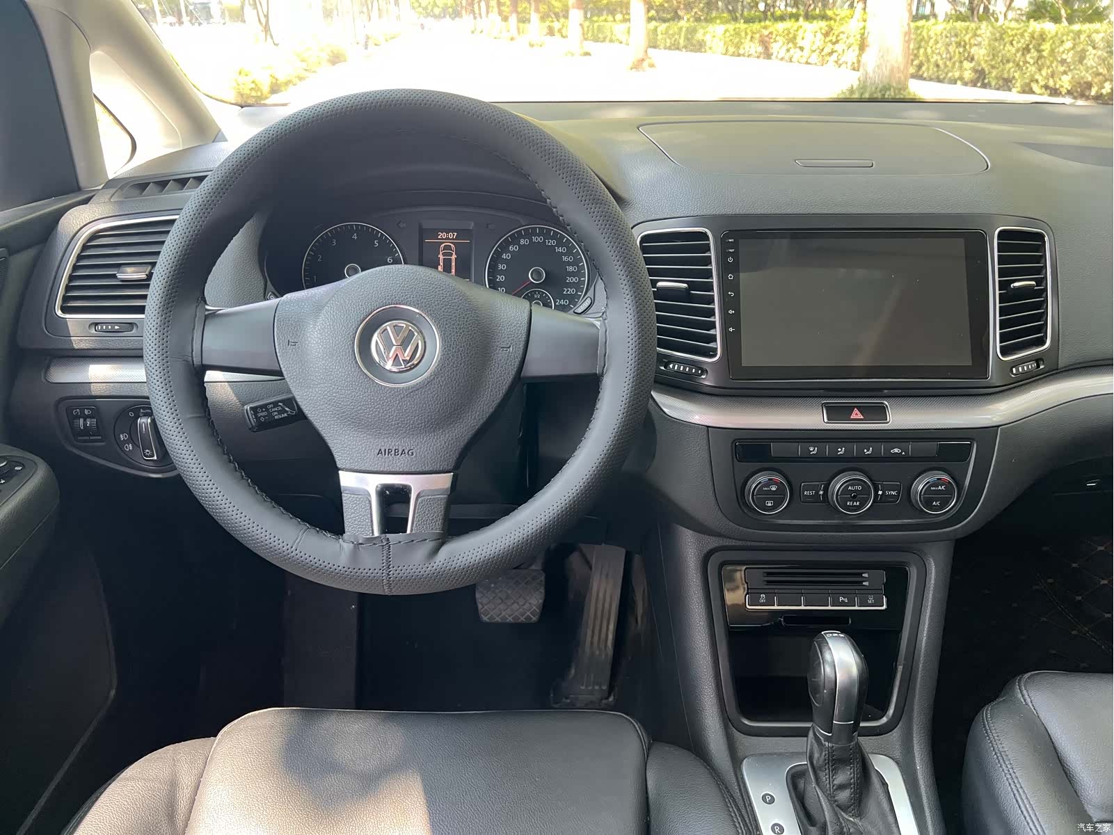 Volkswagen Xia, 2016 10
