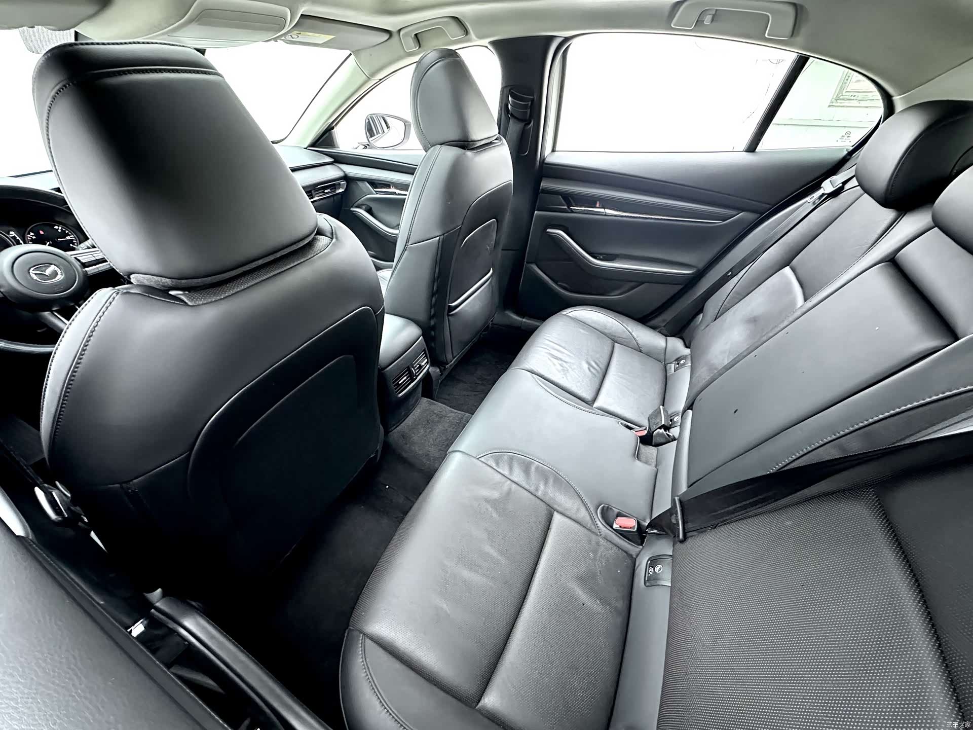 Mazda Mazda3, 2021 11