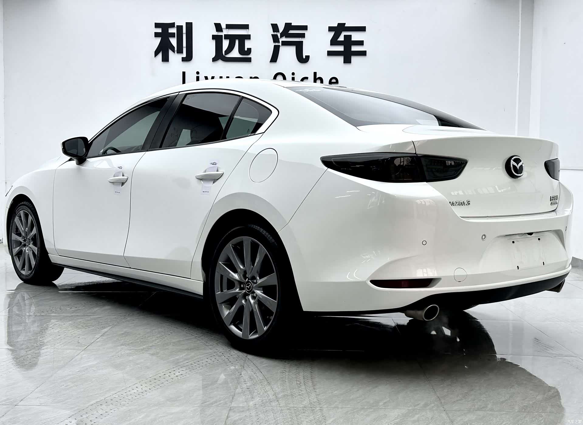 Mazda Mazda3, 2021 16