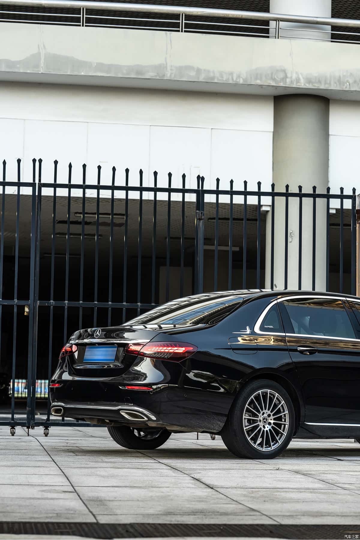 Mercedes-Benz E-Class, 2022 14