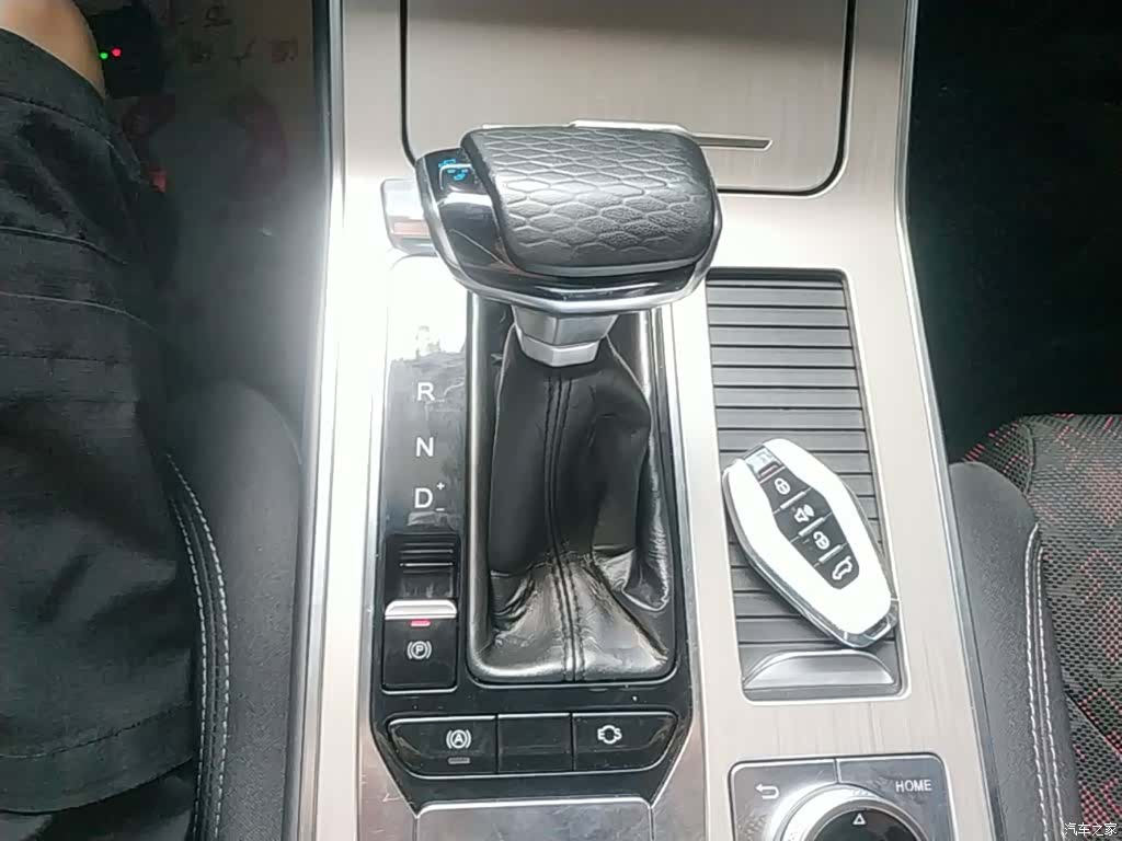Jetour X70, 2020 14