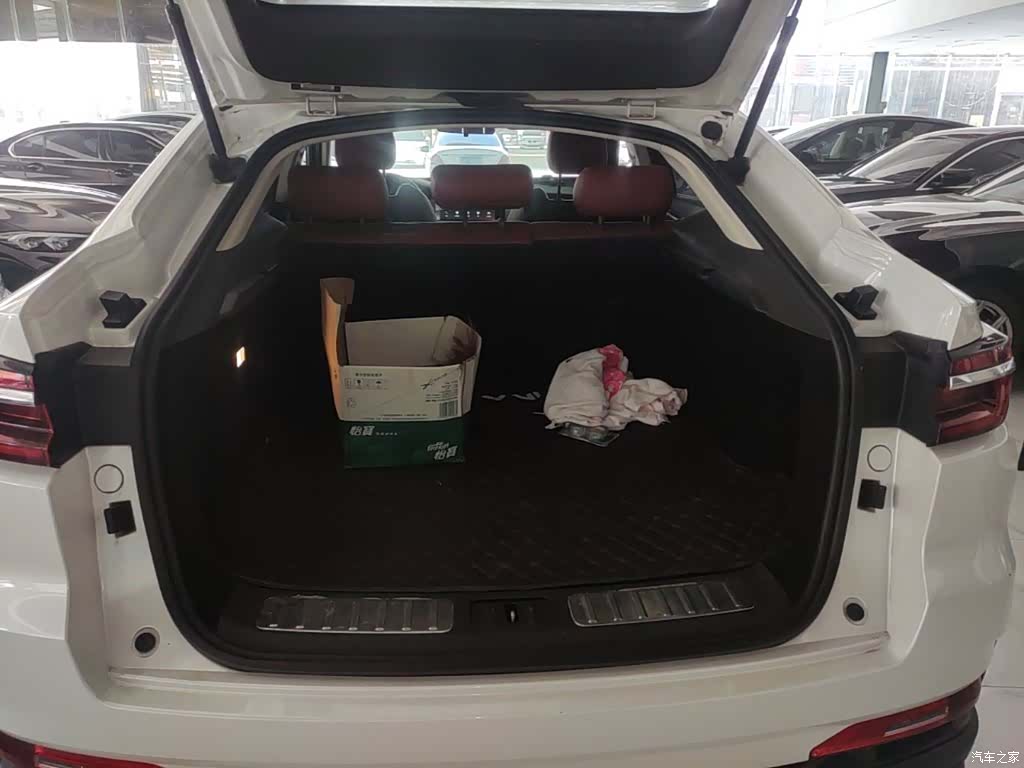 Changan CS85, 2021 15