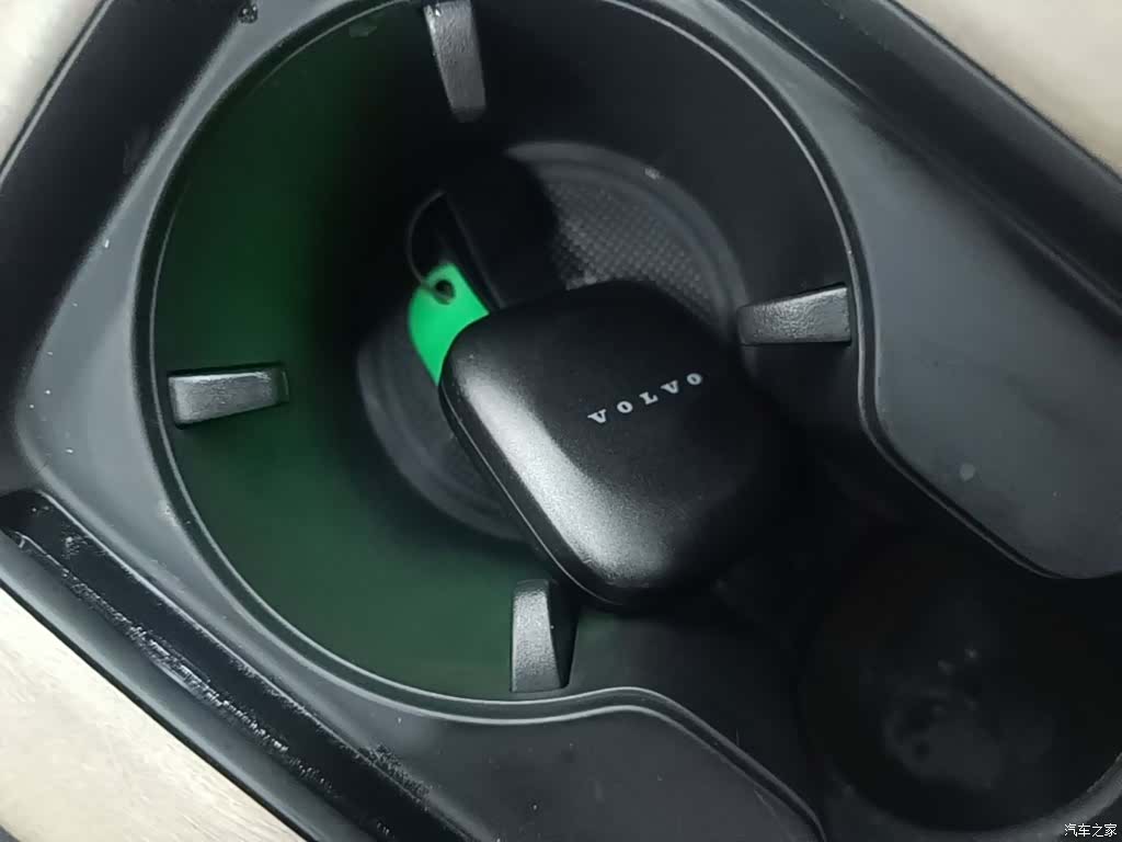 Volvo XC70, 2025 9