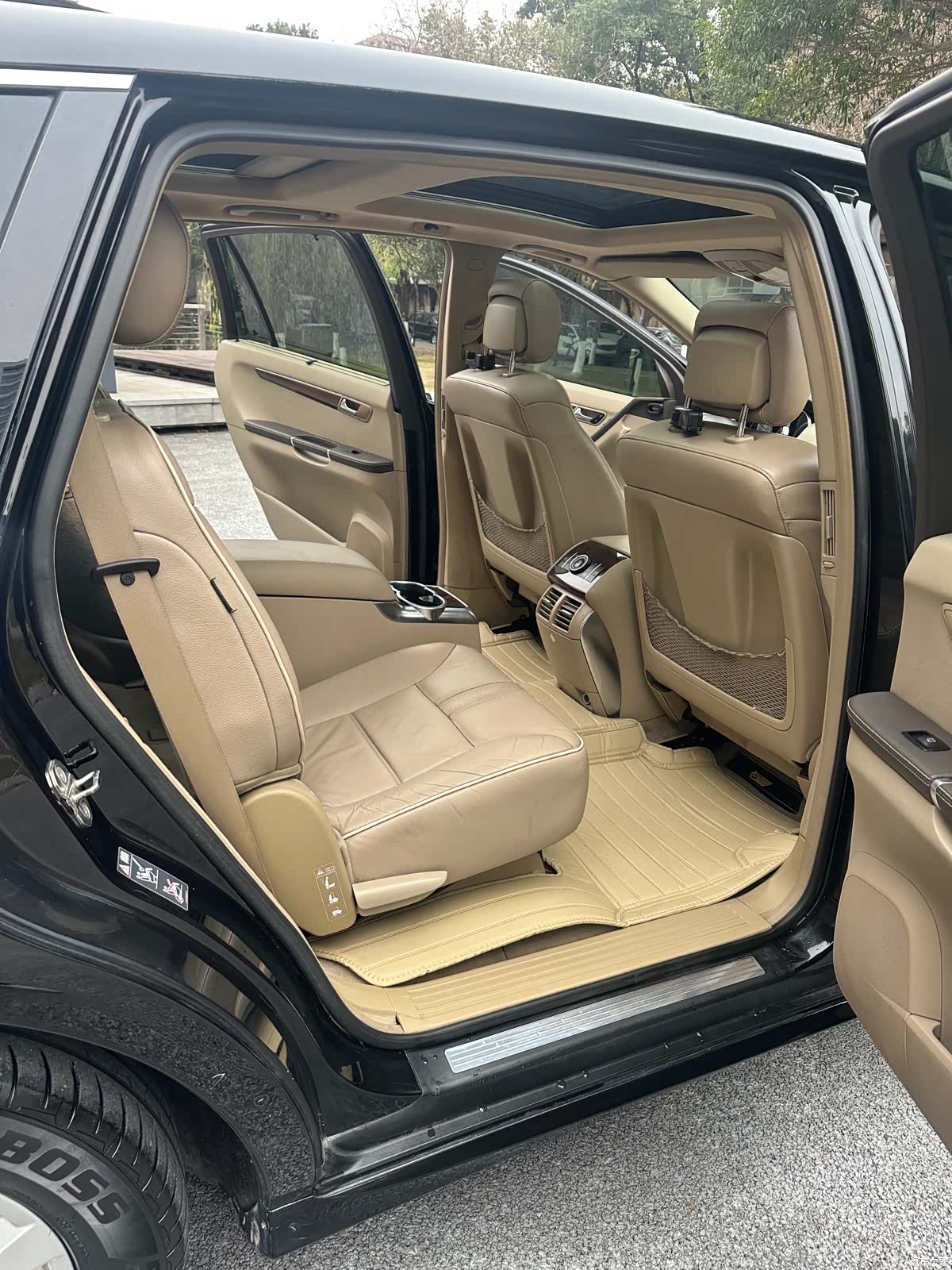 Mercedes-Benz R-Class, 2014 13