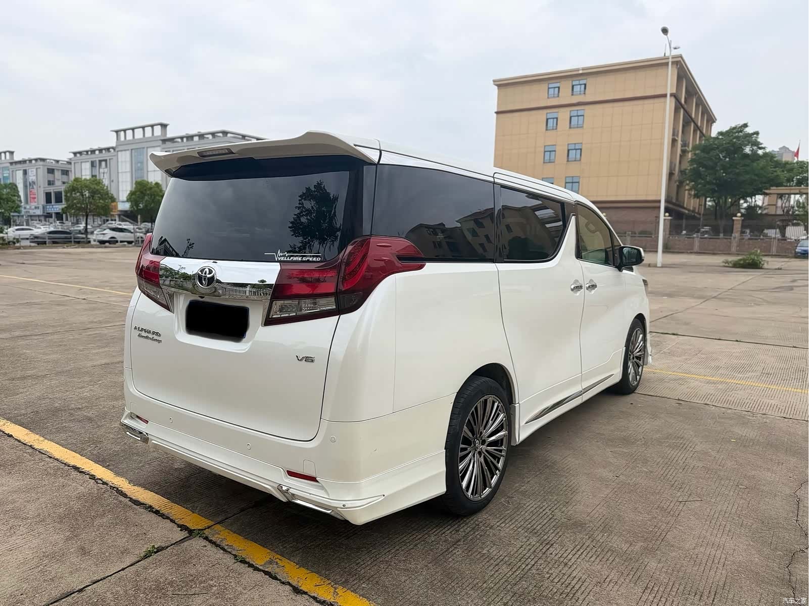 Toyota Alphard, 2017 10
