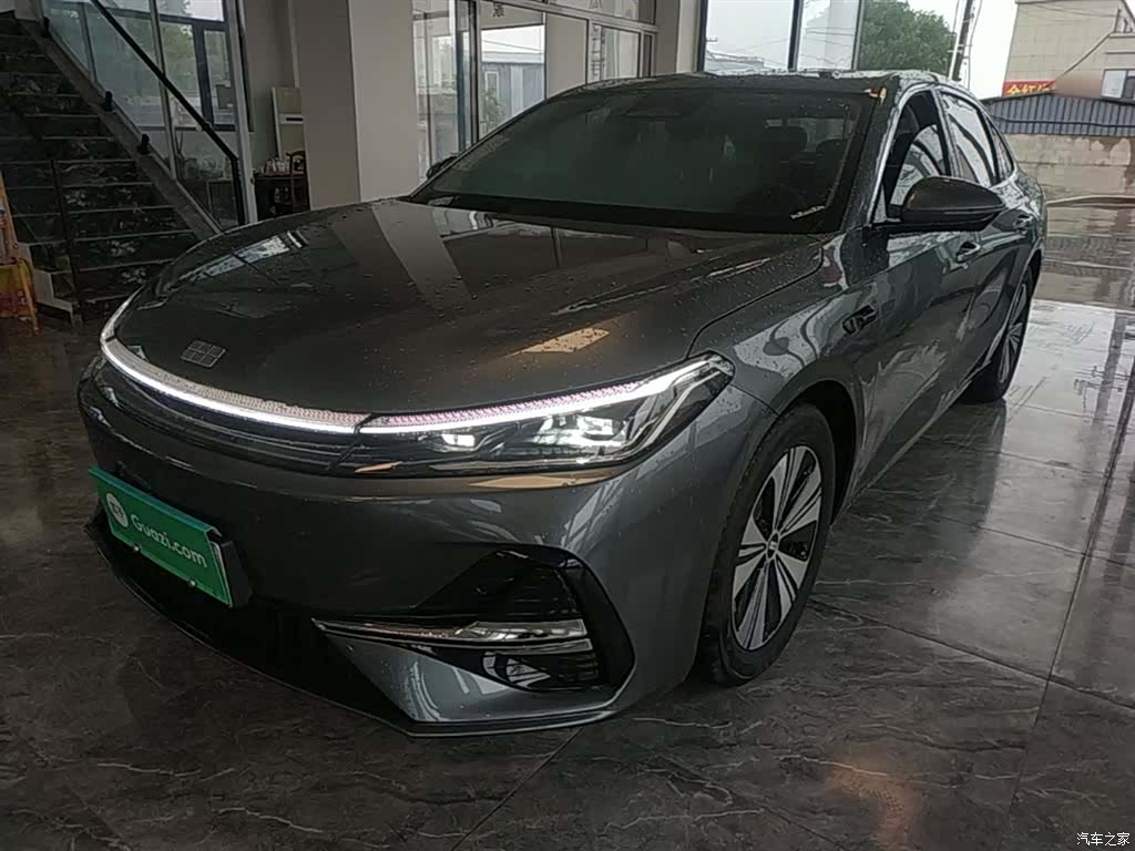 Geely A7, 2025 1