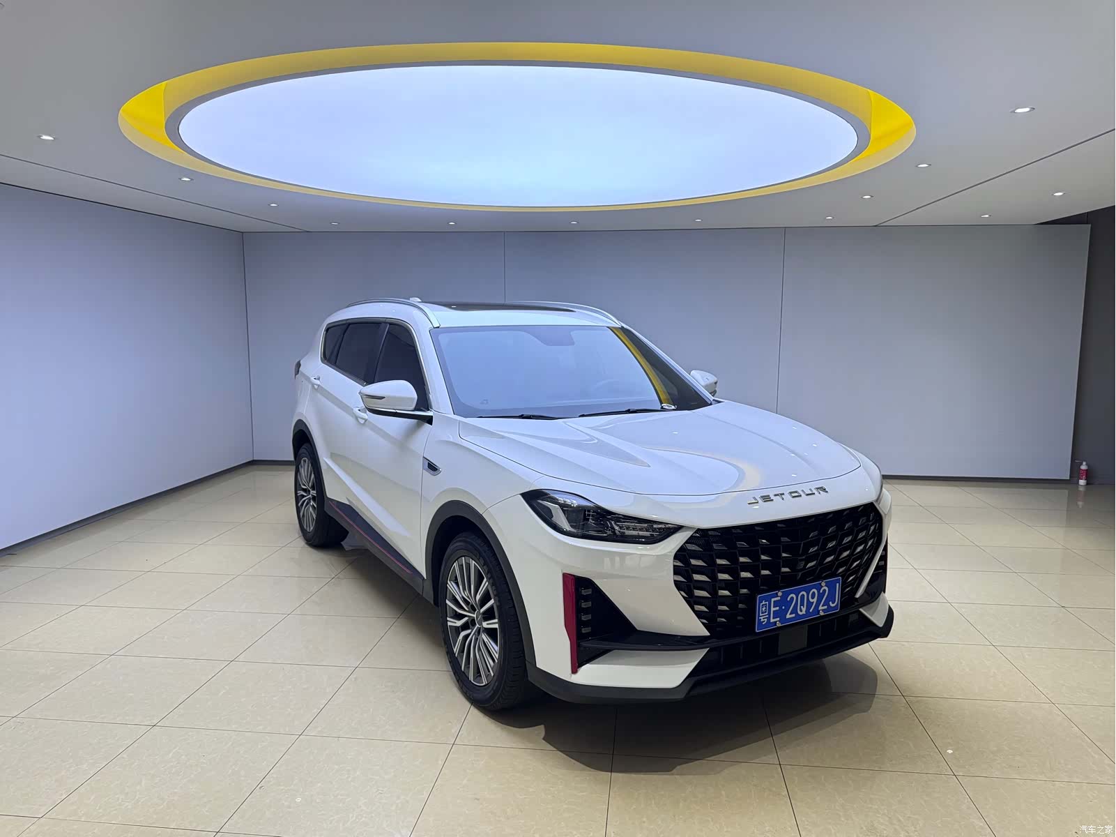 Jetour X70, 2023 3