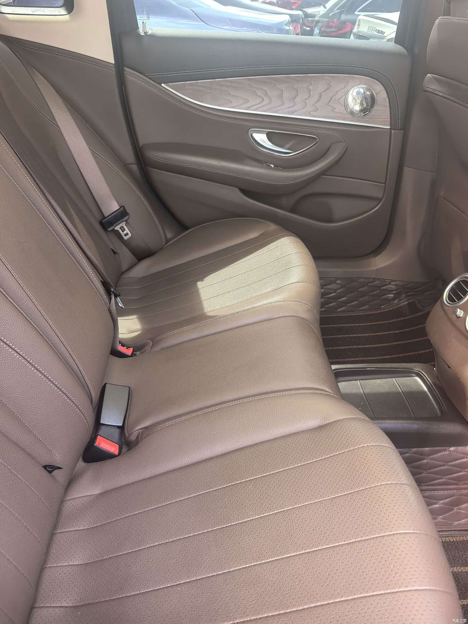 Mercedes-Benz E-Class, 2020 16