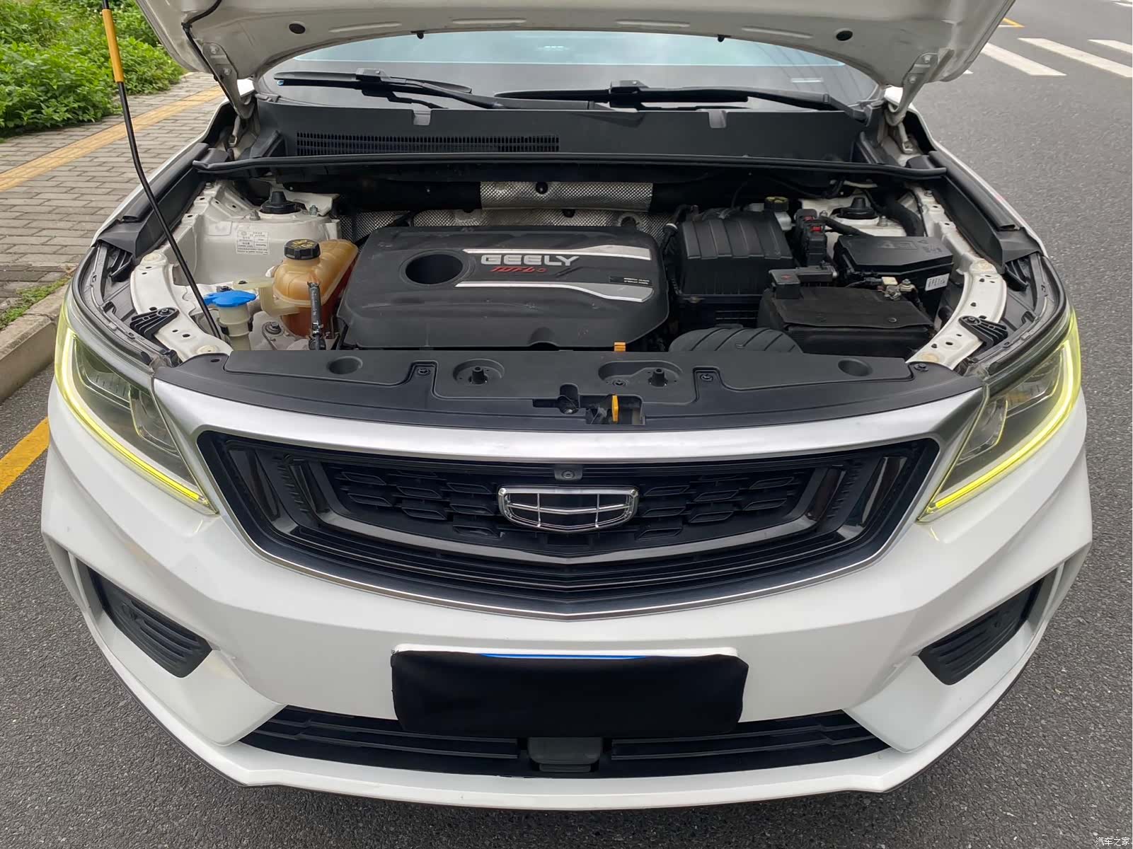 Geely X6, 2019 17