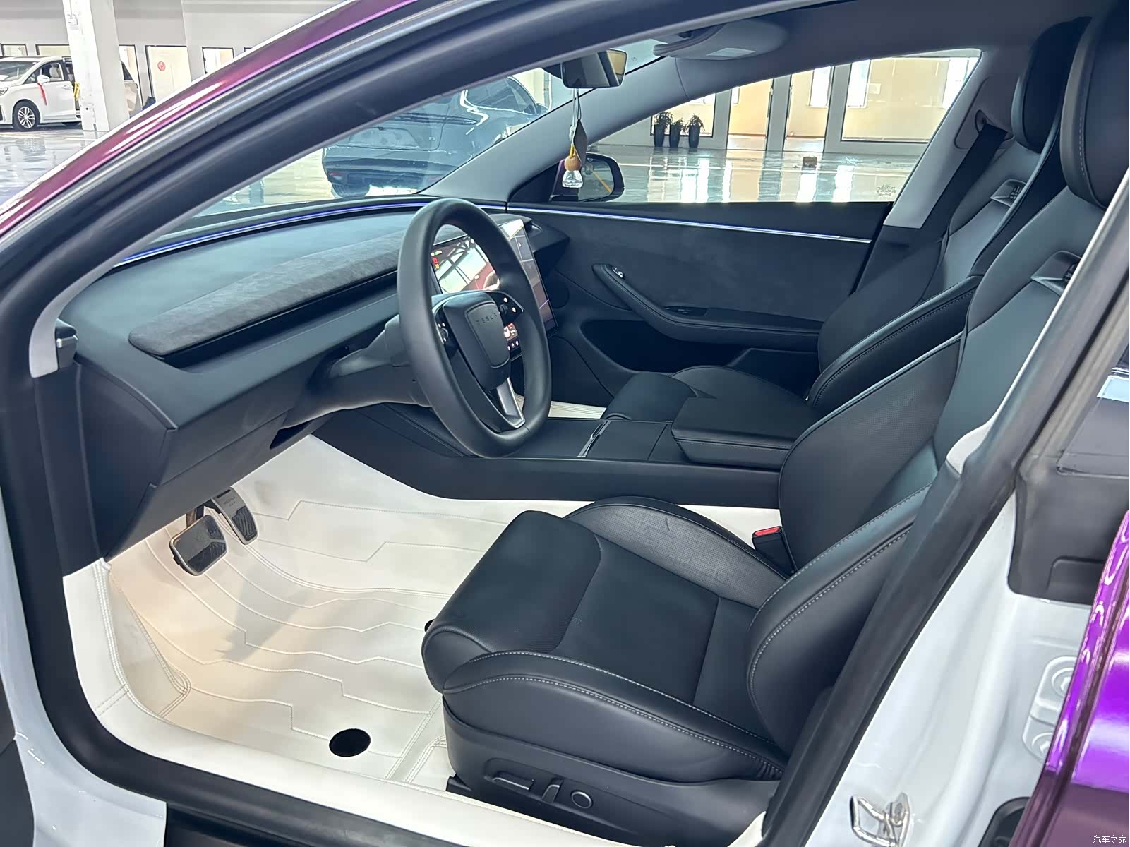 Tesla Model 3, 2024 4