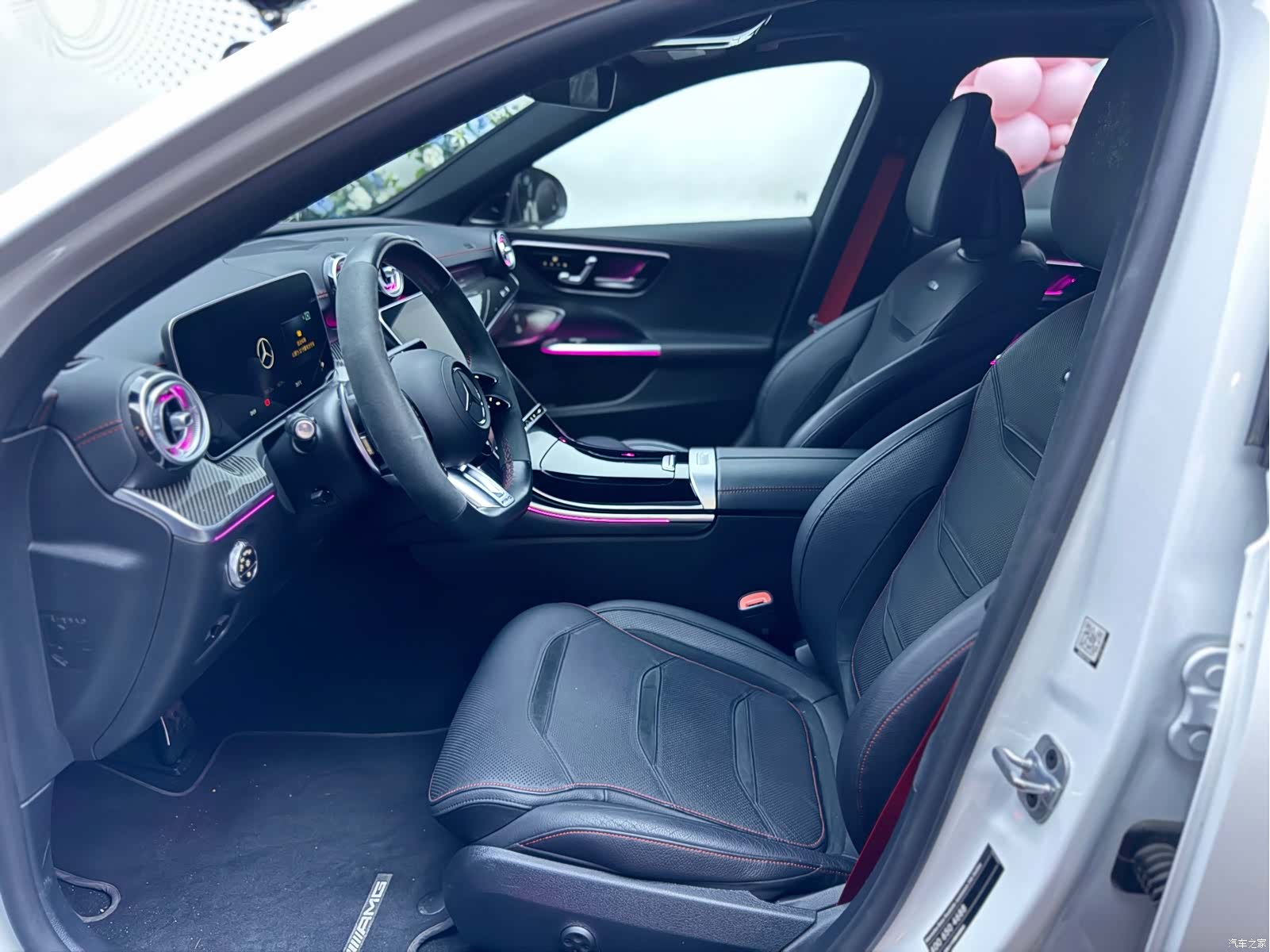 Mercedes-Benz C-Class, 2025 4
