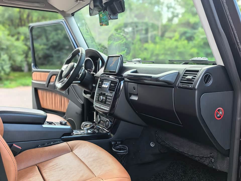 Mercedes-Benz G-class Mercedes-Benz G-class