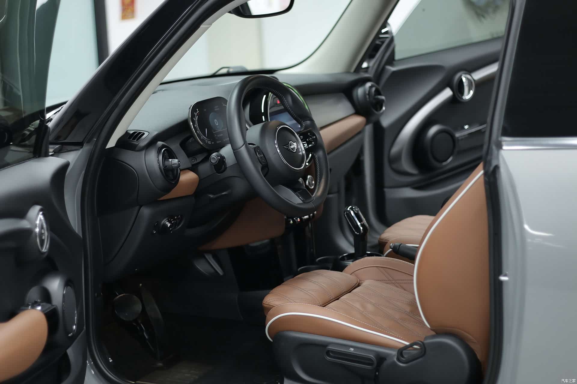 Mini Cooper, 2021 все фото