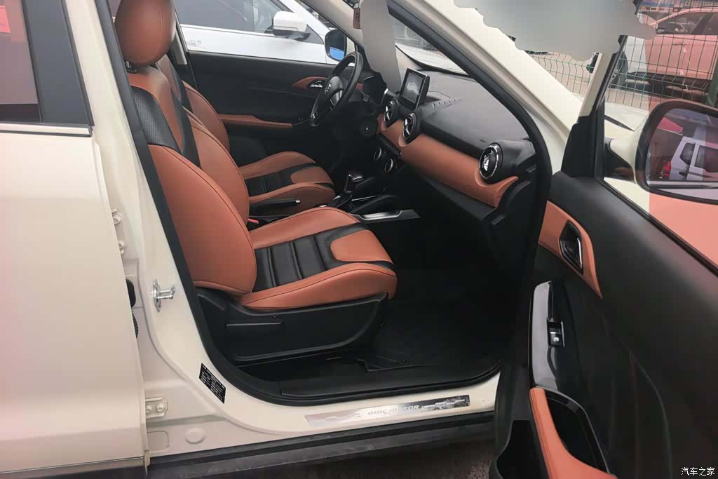 BAIC X35, 2017 8