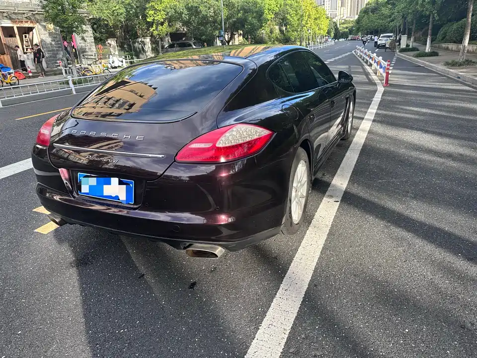 Porsche Panamera