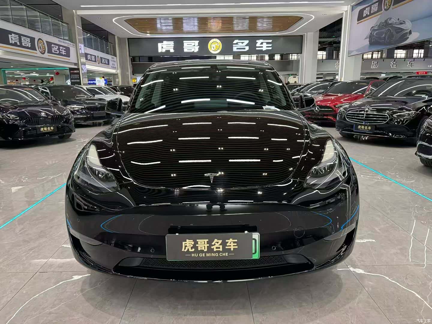 Tesla Model Y, 2023 2