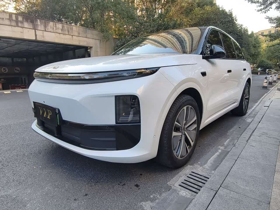Li Auto Ideal L6