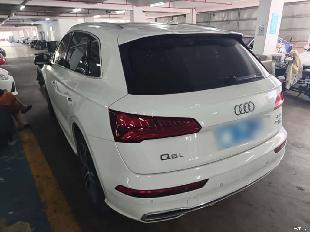 Audi Q5L, 2019 все фото