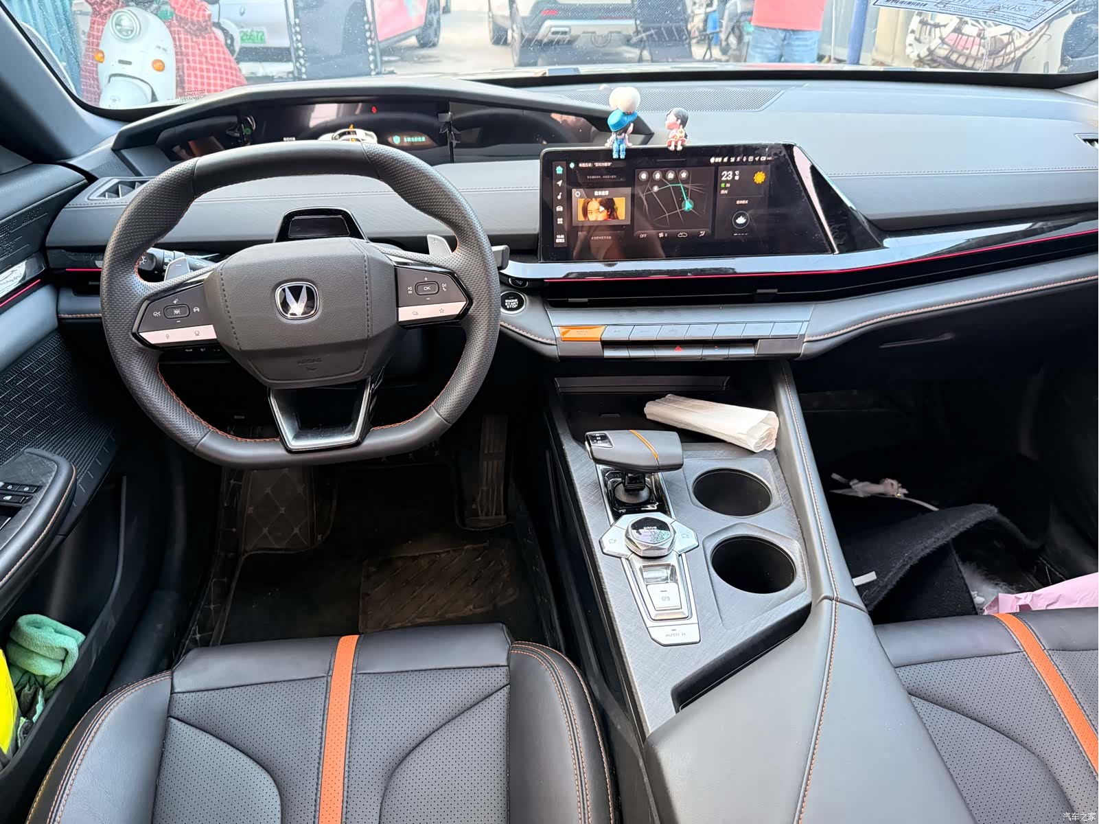 Changan UNI-V, 2024 6