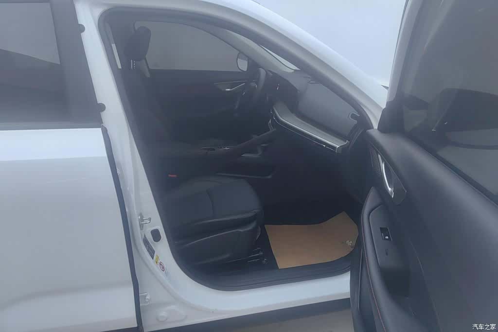 Changan CS35, 2025 8
