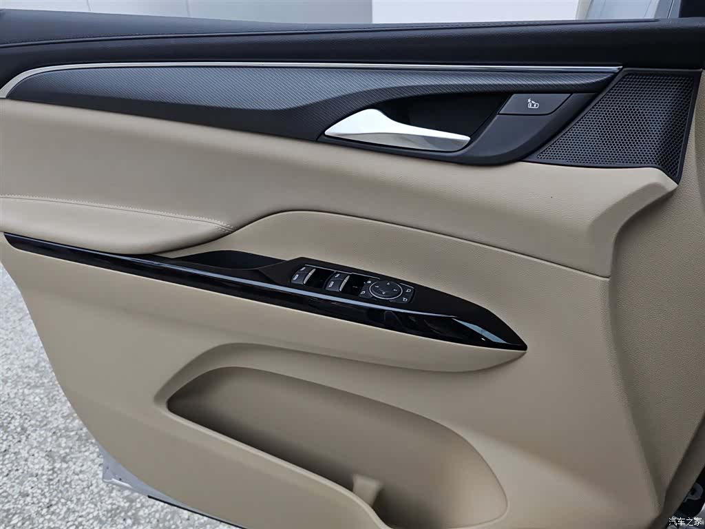 Buick GL8, 2025 8