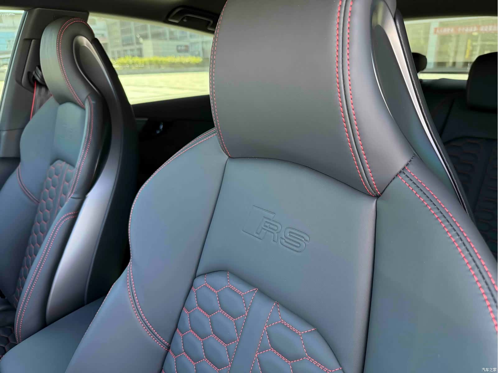 Audi RS, 2026 9
