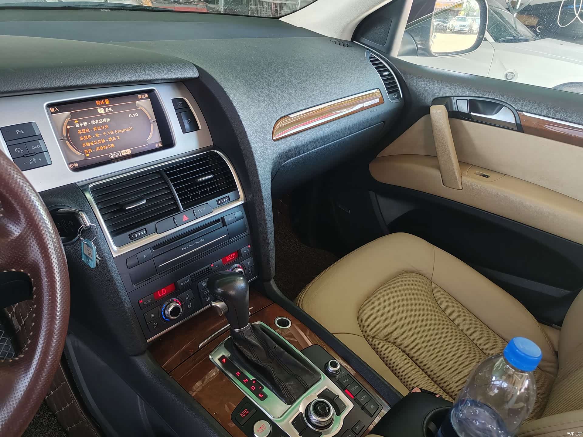 Audi Q7, 2010 26