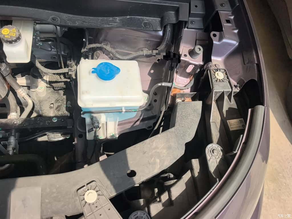 Leapmotor B10, 2025 24