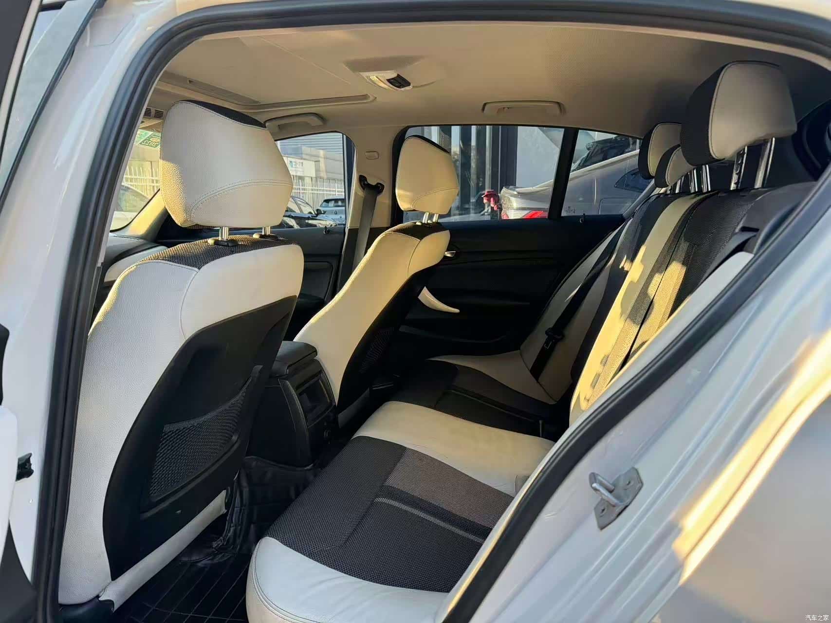 BMW 1 Series, 2016 11