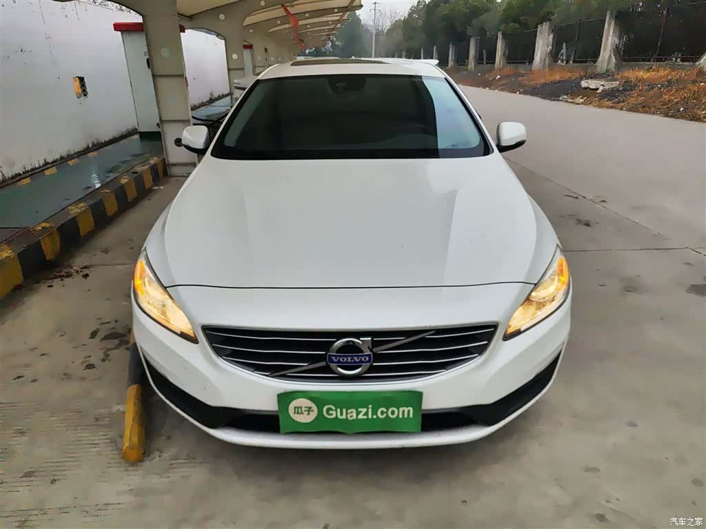 Volvo S60, 2016 3