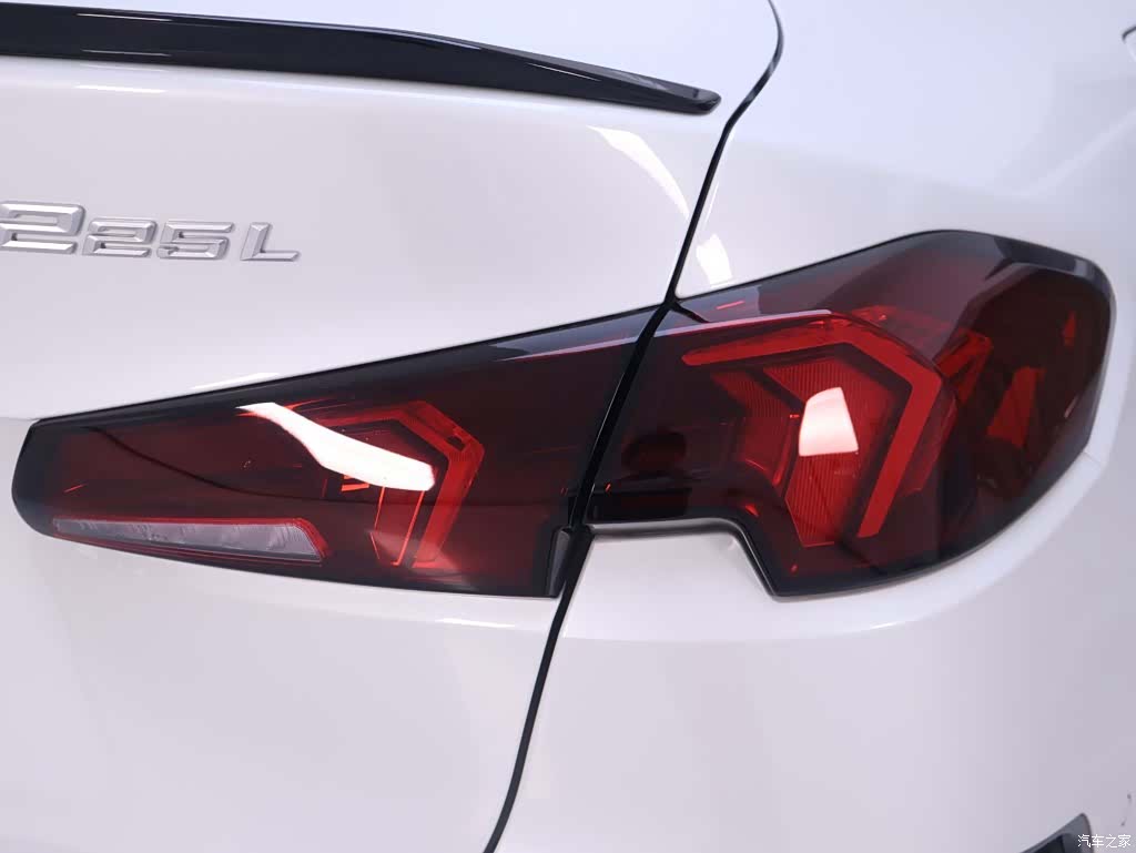 BMW 2 Series, 2025 9