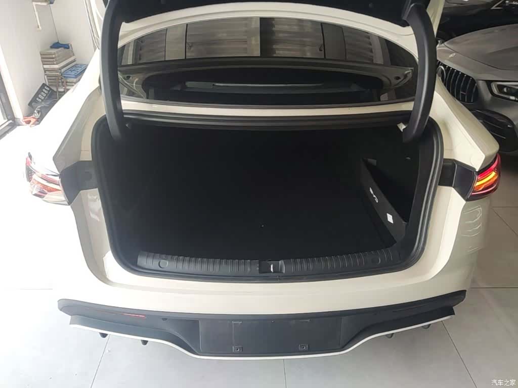BYD Seal, 2025 15