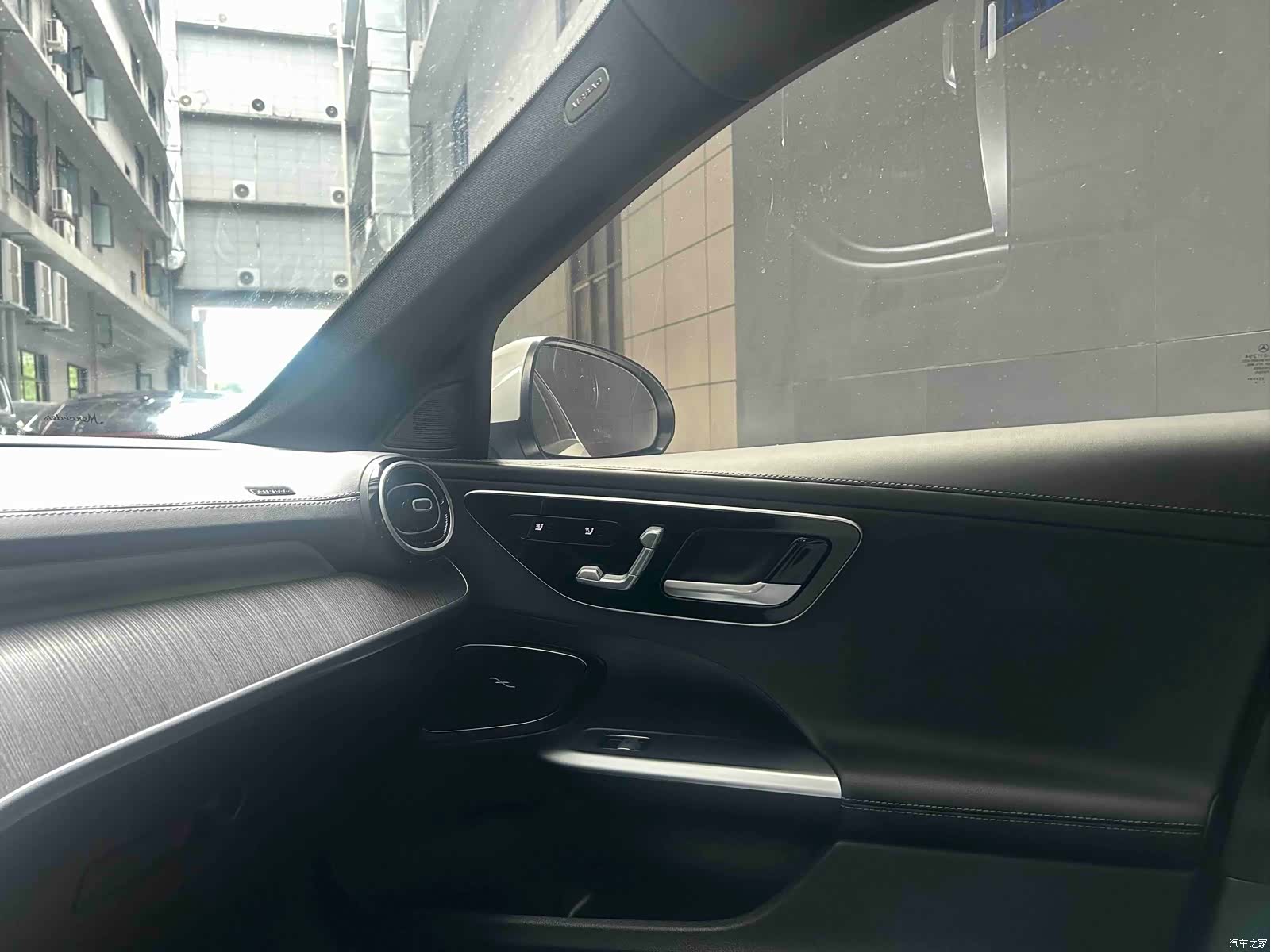 Mercedes-Benz C-Class, 2023 10