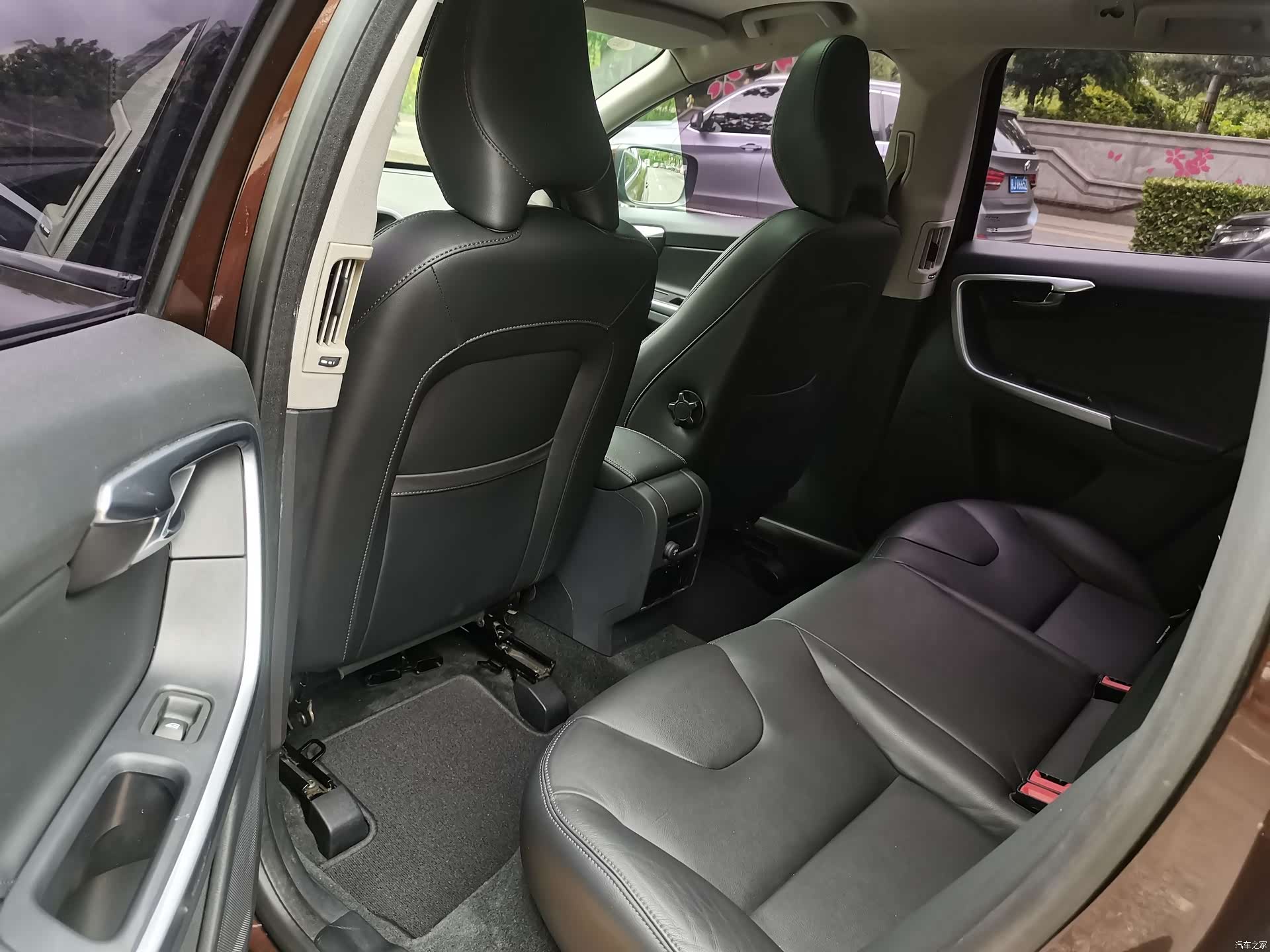 Volvo XC60, 2014 28