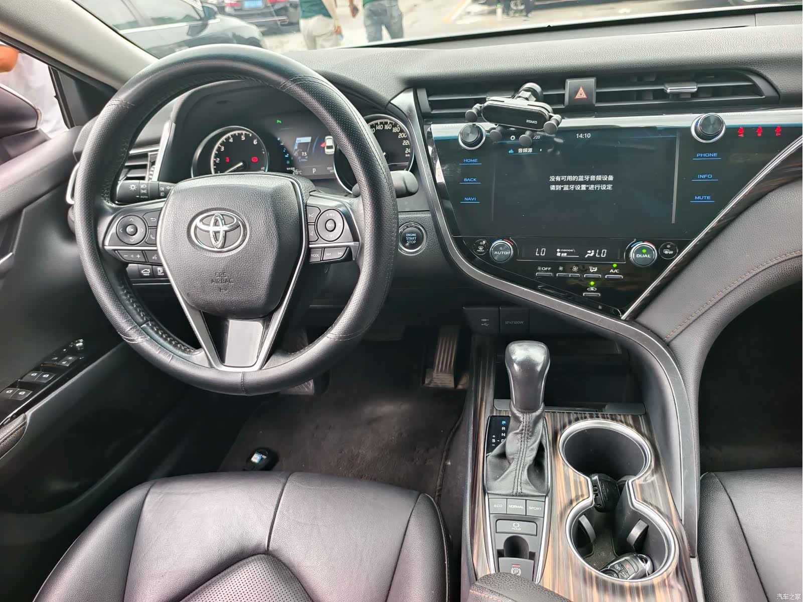 Toyota Camry, 2019 15