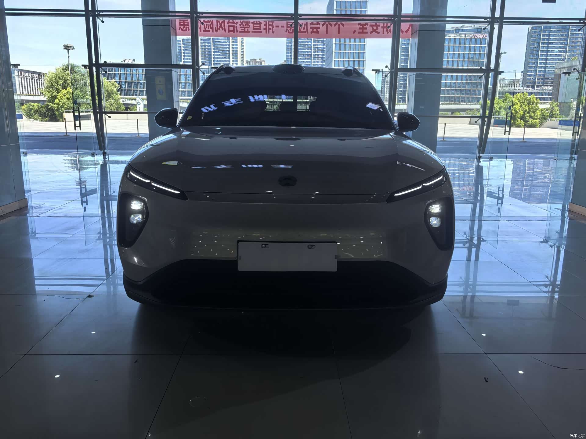 NIO ES6, 2023 3