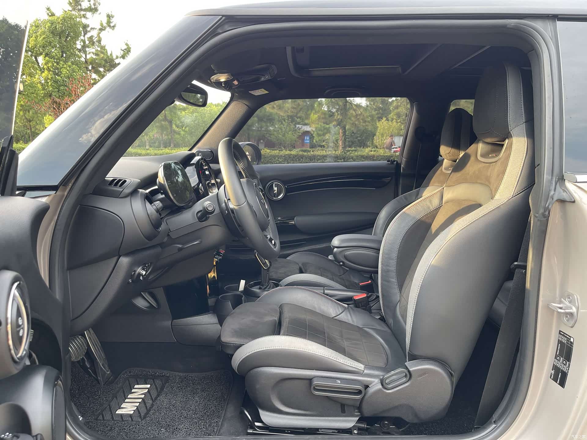 Mini Cooper, 2021 все фото
