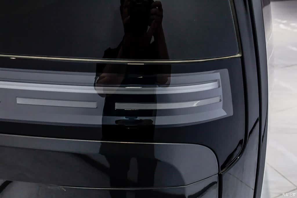 Li Auto MEGA, 2024 24