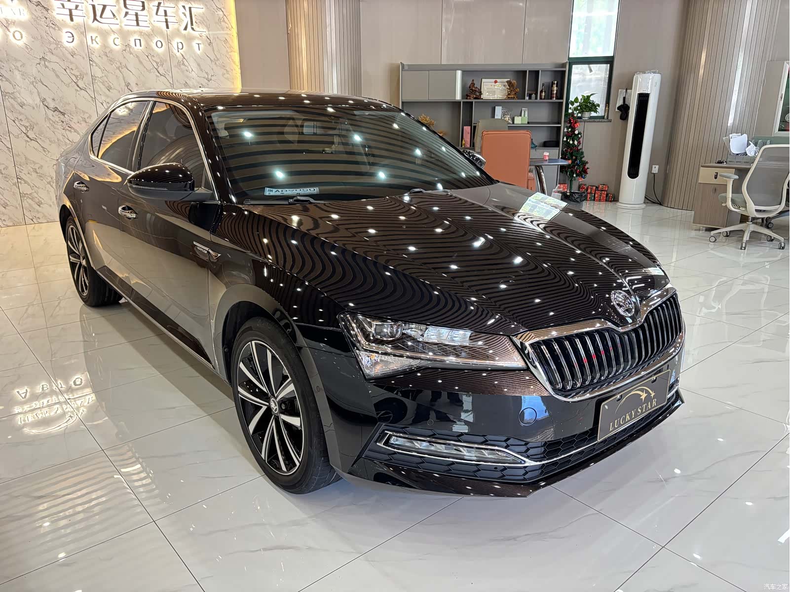 Skoda Superb, 2025 7