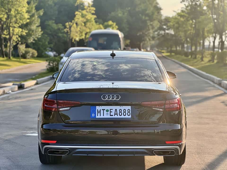Audi A4L
