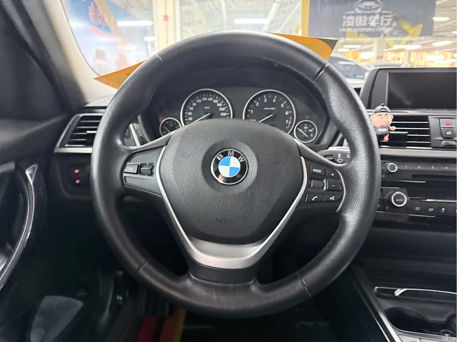 BMW 3 Series, 2016 13