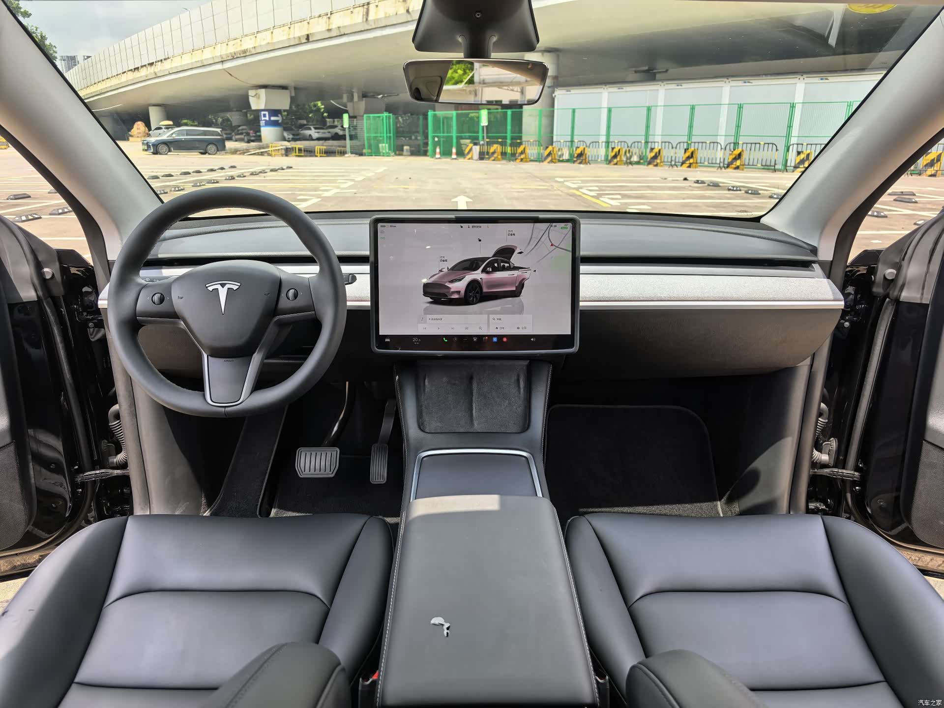 Tesla Model Y, 2023 6