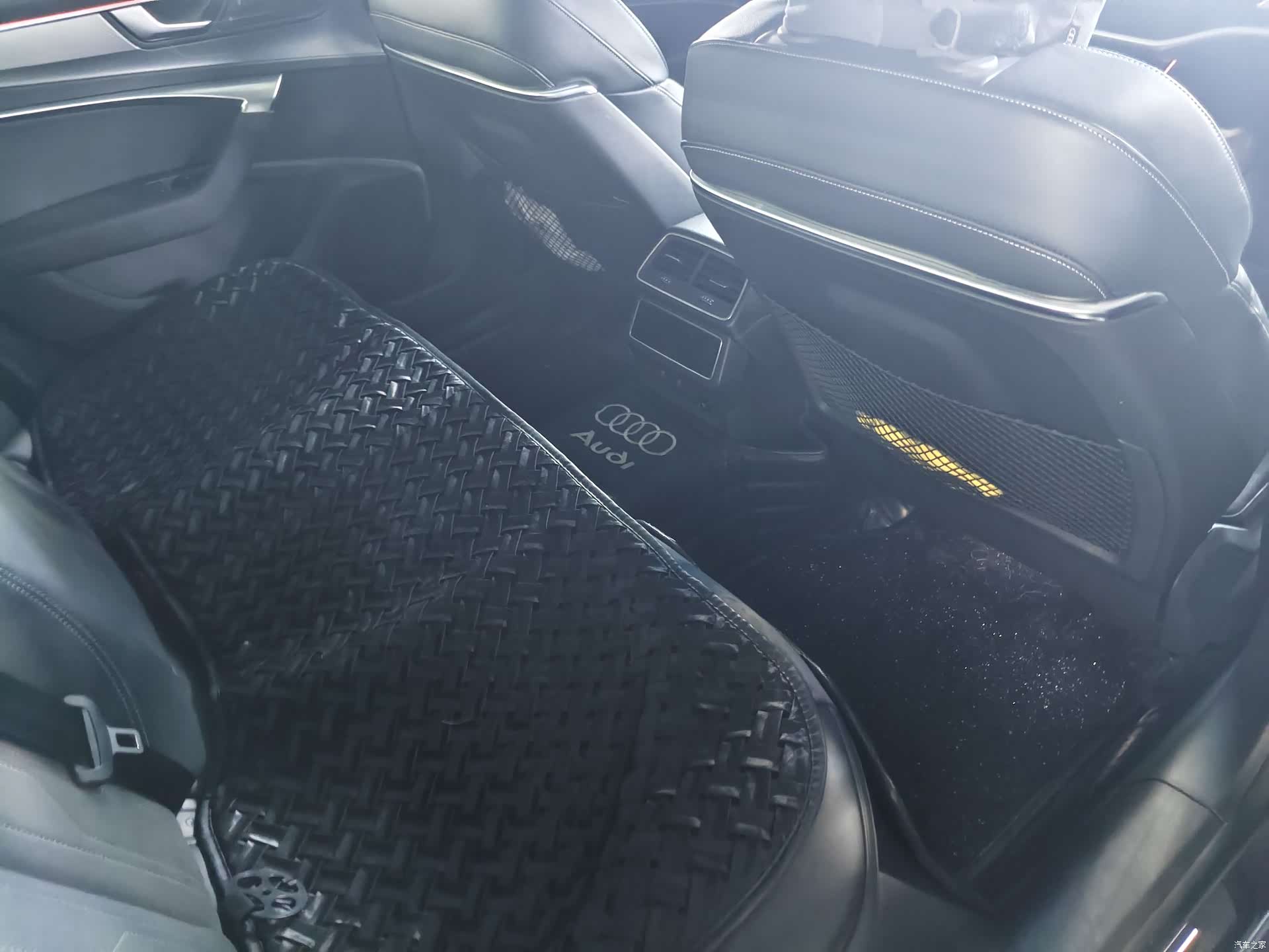 Audi A7L, 2023 14