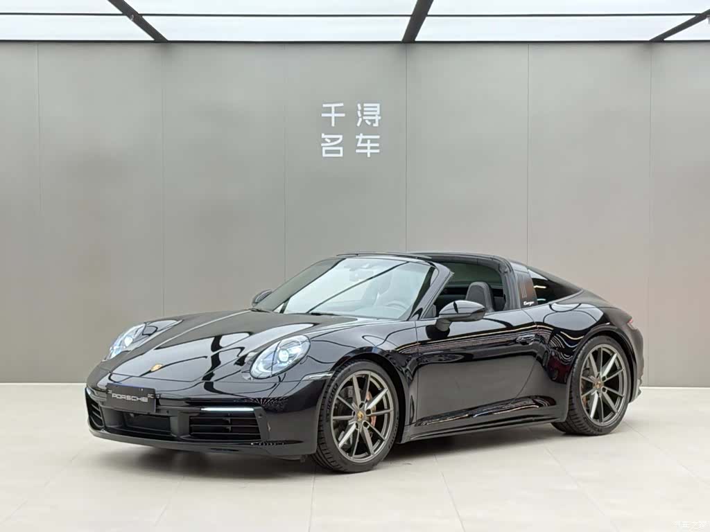 Porsche 911, 2023 1