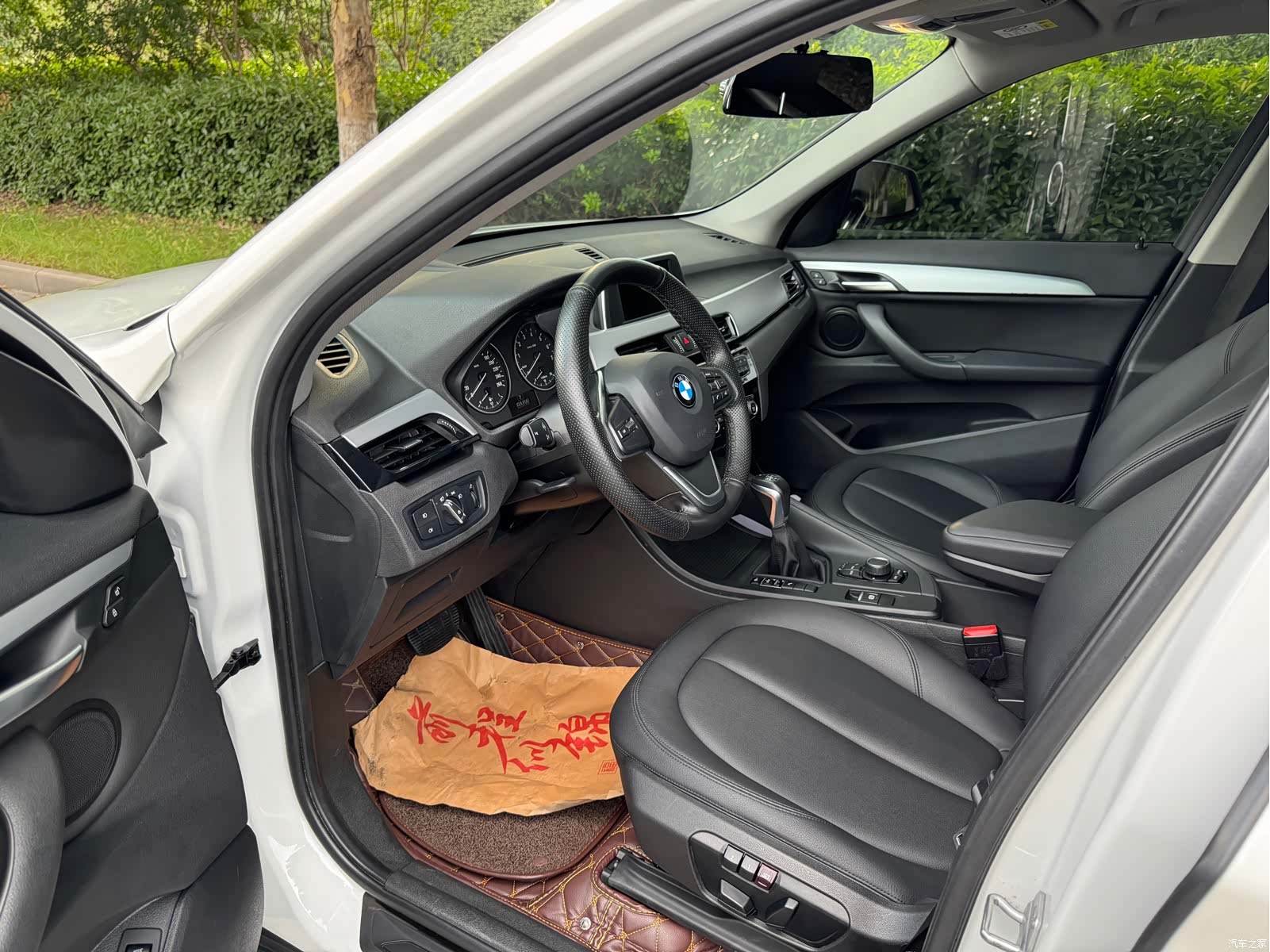 BMW X1, 2017 все фото